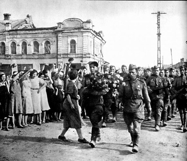 18 августа 1943 года завершилась Орловская наступательная операция. 