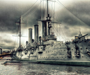 24 мая 1900 года спущен на воду крейсер «Аврора», будущий символ Октябрьской революции 