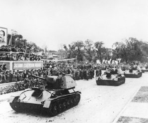 «Катюши» в Китае: парад Победы состоялся в Харбине 75 лет назад